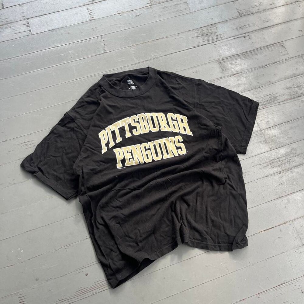 Vintage Lee Sport Pittsburgh Penguins NHL Hockey Tee Shirt